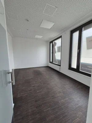 3-Zimmer-Gewerbeimmobilie mieten in Graz – 66,87 m², € 962 – Bild 3 von 6