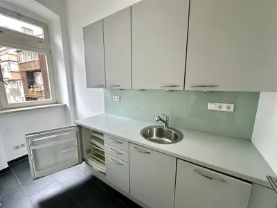 4-Zimmer-Gewerbeimmobilie mieten in Innsbruck – 123 m², € 2.299 – Bild 7 von 7