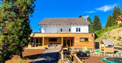 12-Zimmer-Immobilie kaufen in Feldkirchen – 625 m² – Bild 1 von 18