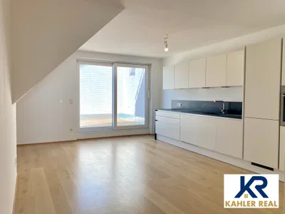Urbaner Luxus: Geräumige 5-Zimmer-Wohnung im 1.+2. DG mit Balkon und Terrasse – Bild 3
