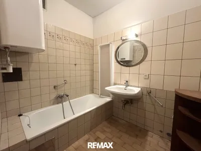 2-Zimmer-Wohnung kaufen in Horn – 62,85 m², € 79.000 – Bild 6 von 9