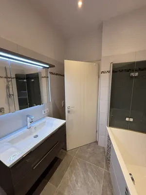 2-Zimmer-Wohnung mieten in Linz – 94 m², € 1.142 – Bild 15 von 17