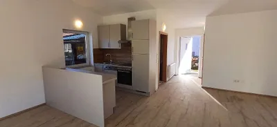 Exclusive Neubauwohnung LKH-Nähe / ca70 m2 / Erstbezug mit Terrasse und Gartenanteil in gepflegter Wohngegend, photo 3