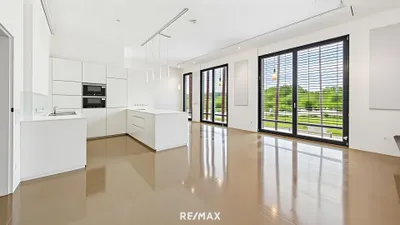 5-Zimmer-Gewerbeimmobilie mieten in Linz Land – 184 m², € 3.275 – Bild 8 von 8