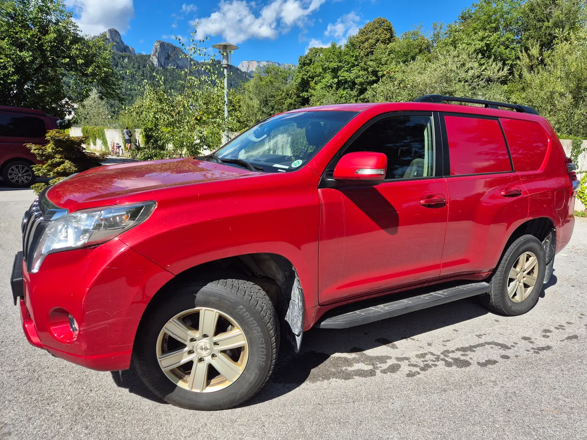 Toyota Land Cruiser
