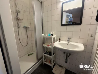 2-Zimmer-Wohnung mieten in Linz – 76 m², € 698 – Bild 11 von 12