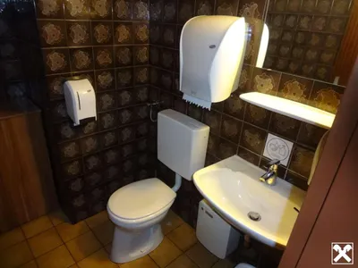 2-Zimmer-Gewerbeimmobilie mieten in Neunkirchen – 132 m², € 1.150 – Bild 11 von 12