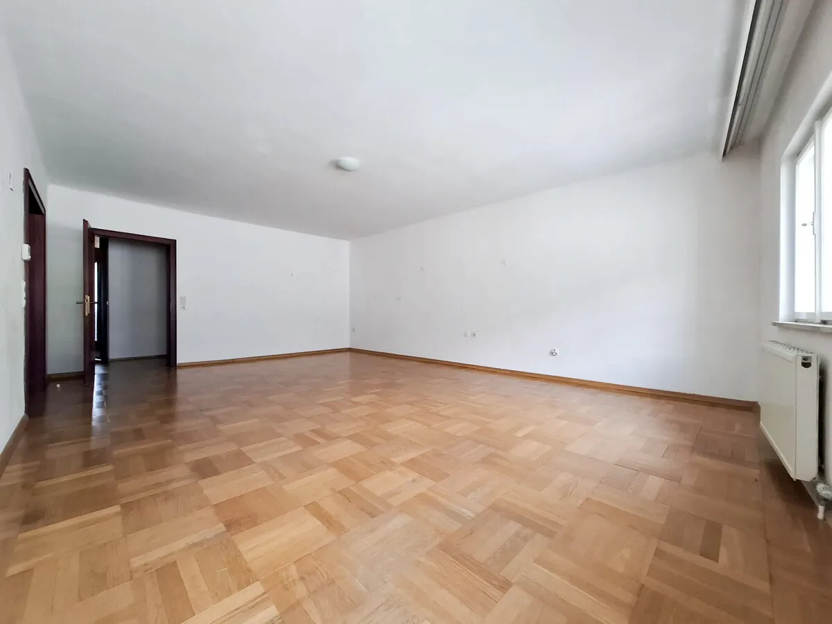 WOHNEN AUF ZWEI EBENEN - ALTSTADTFLAIR IN BESTER INNENSTADTLAGE – pohled 2
