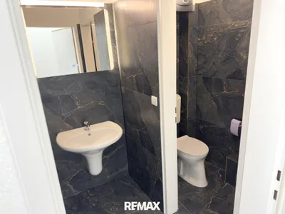 2-Zimmer-Gewerbeimmobilie mieten in Tulln – 180 m², € 2.830 – Bild 16 von 18