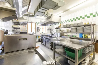 Gewerbeimmobilie kaufen in Neusiedl am See – 779 m², € 850.000 – Bild 13 von 32