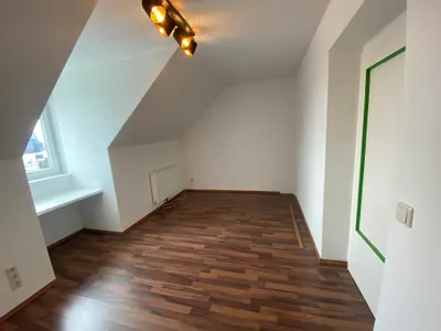 3-Zimmer-Wohnung kaufen in Wiener Neustadt – 101 m², € 225.000 – Bild 7 von 15