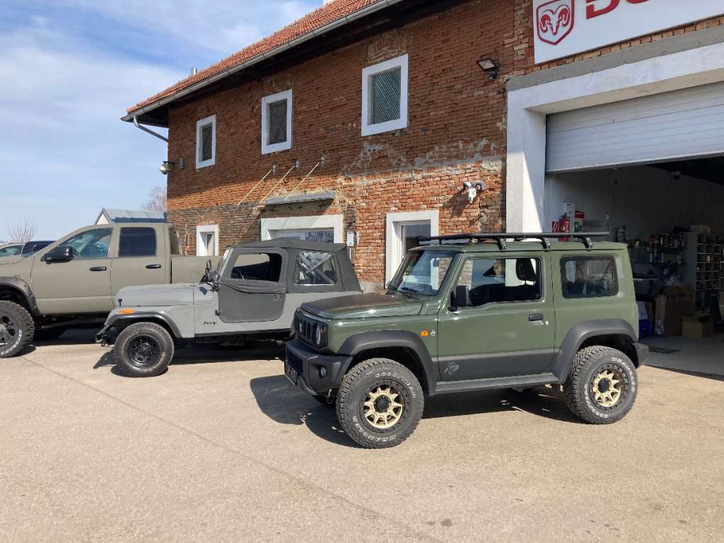 Suzuki Jimny Offroad JIM 4x4 SUV / Geländewagen