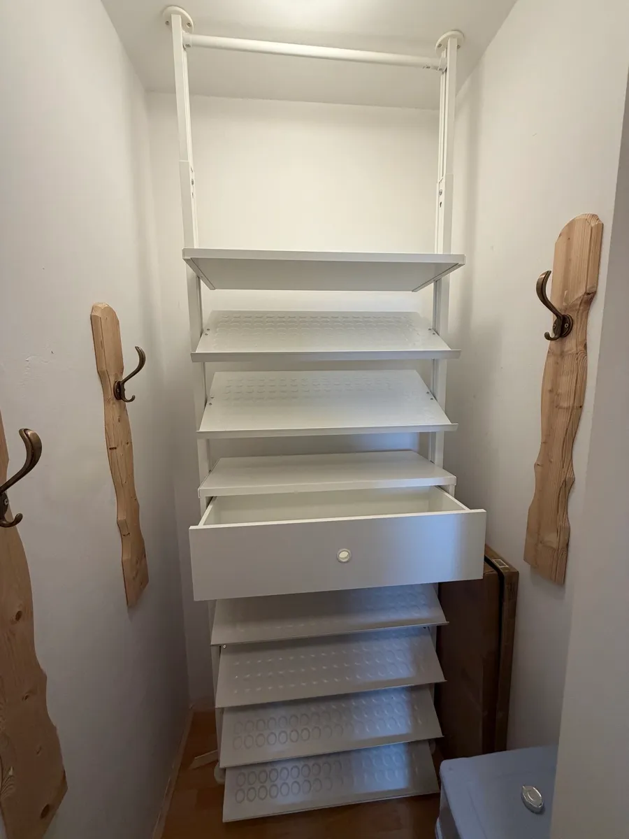 eintüriger kleiderschrank Weichholz - Antik im Hof Antik garten