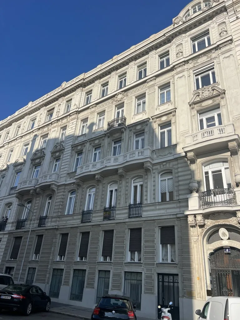 1040! SCHWARZENBERGPLATZ BÜRO - 303m² in bester Lage! - Поглед 3