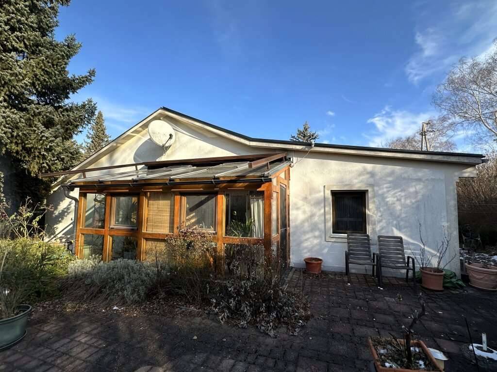 schönes massives Ferienhaus auf großem Pachtgrundstück zu verkaufen, Pöttsching