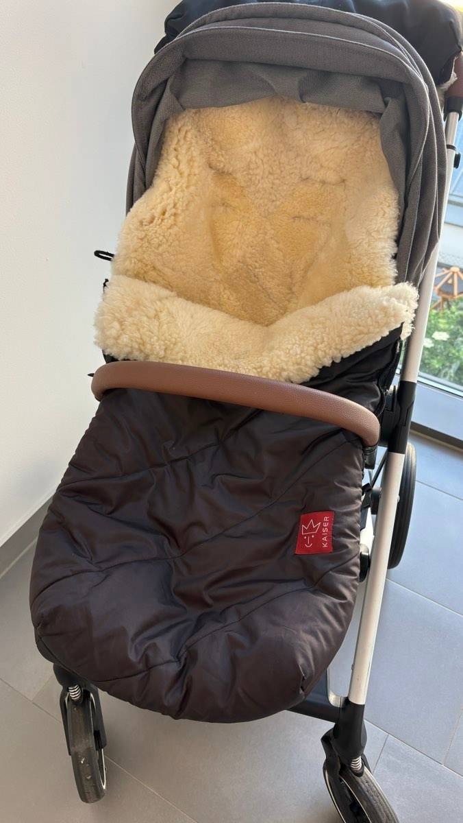 Cybex Balios S Kinderwagen mit Kaiser Lammfellsack,  200,- (1210 Wien) -  willhaben