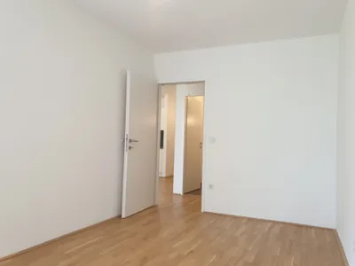 Helle 3-Zimmer-Wohnung mit Balkon – Bild 3