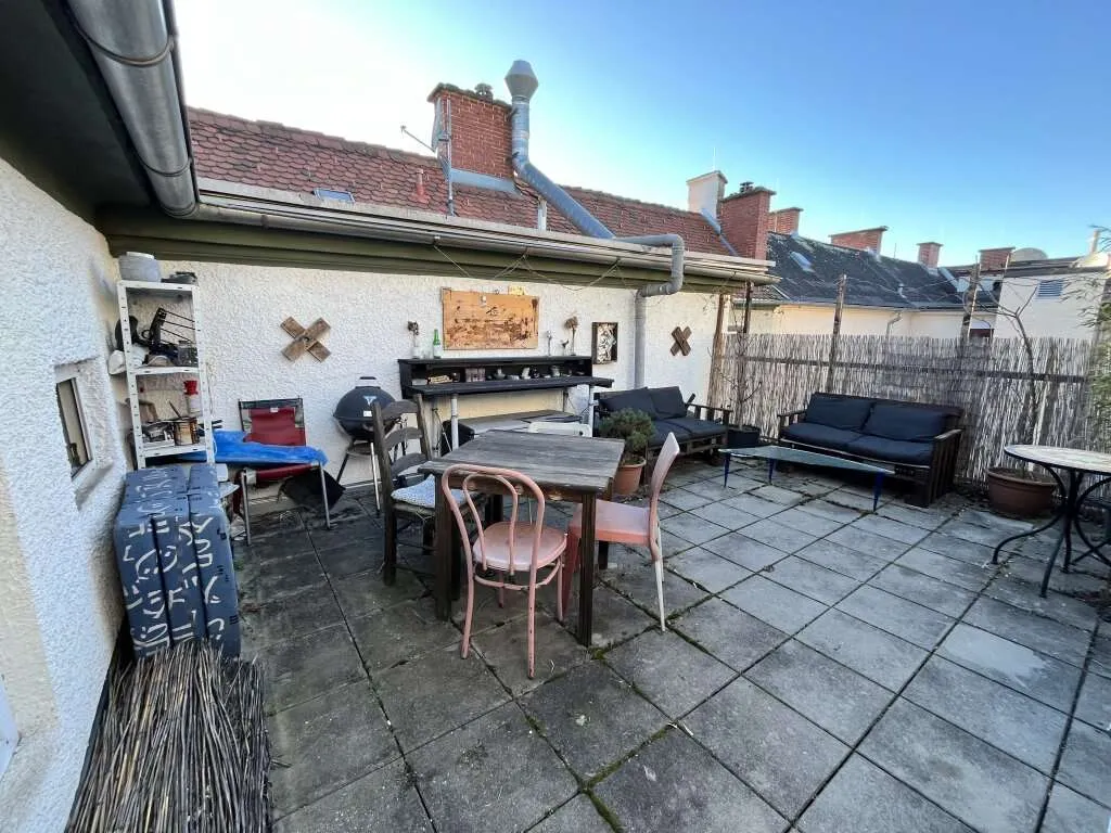 Graz - St. Leonhard: Attraktive Kapitalanlage mit Wertsteigerungspotenzial, Schillerplatz: Wohnung mit großer Terrasse zum attraktivem Preis! - View 2