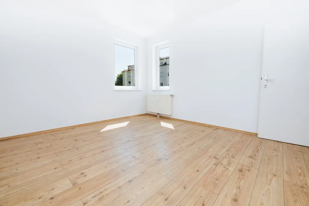 SANIERT I LICHTDURCHFLUTET I GEPFLEGTE WOHNANLAGE I BADEWANNE I FERNWÄRME I EGGENBERG I PROJEKT WOHNEN I - Widok 3