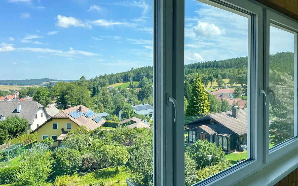 4-Zimmerwohnung im DG mit Loggia - Ansicht 3