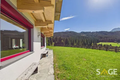 8-Zimmer-Haus mieten in Kitzbühel – 249,4 m², € 3.800 – Bild 3 von 6