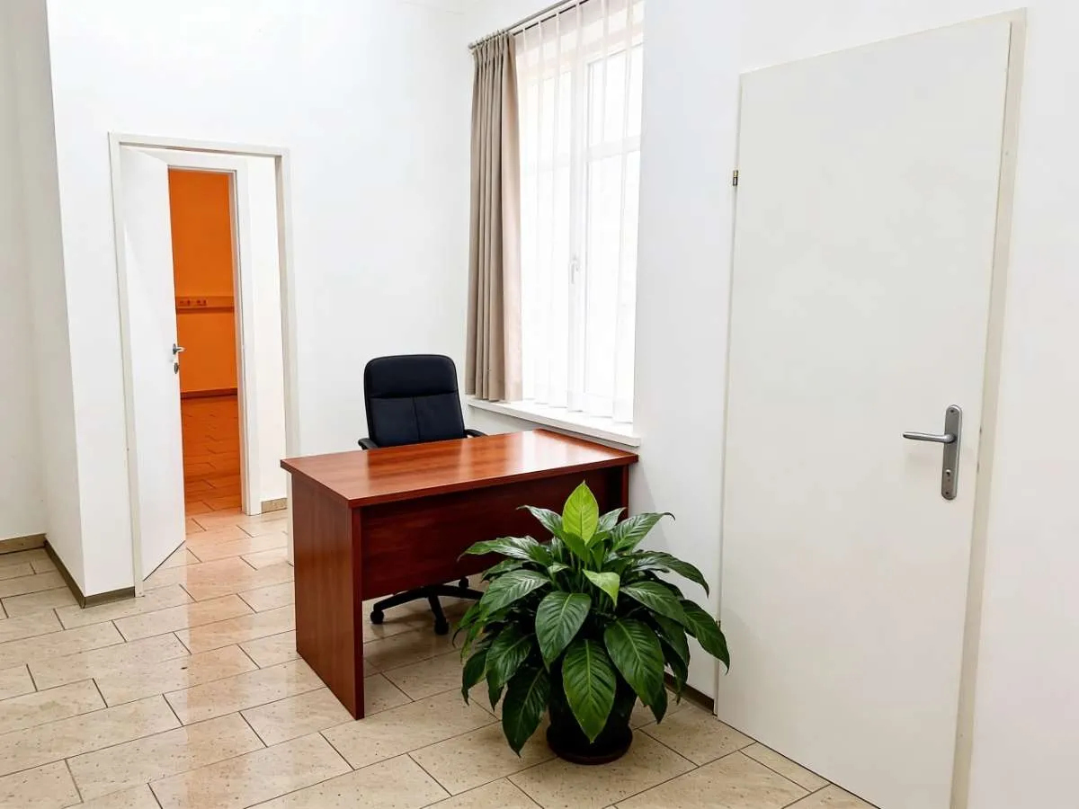 helles, freundliches BÜRO 70QM - Ansicht 3