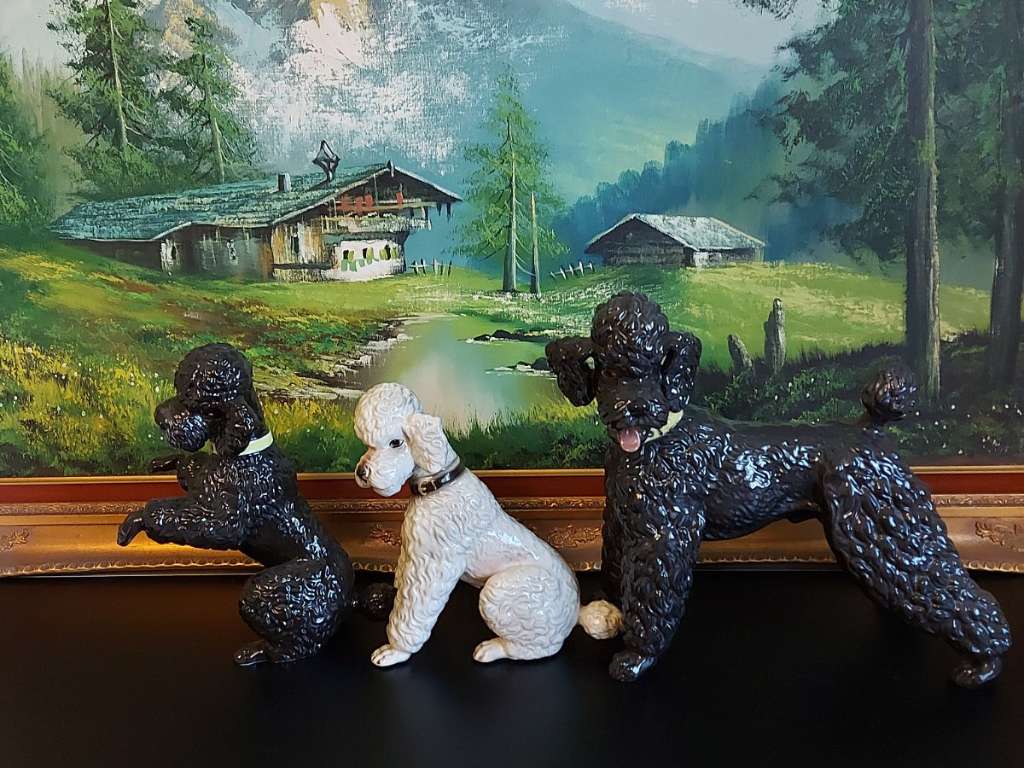 Hundefiguren aus Porzellan, € 30,- (7343 Neutal) - willhaben