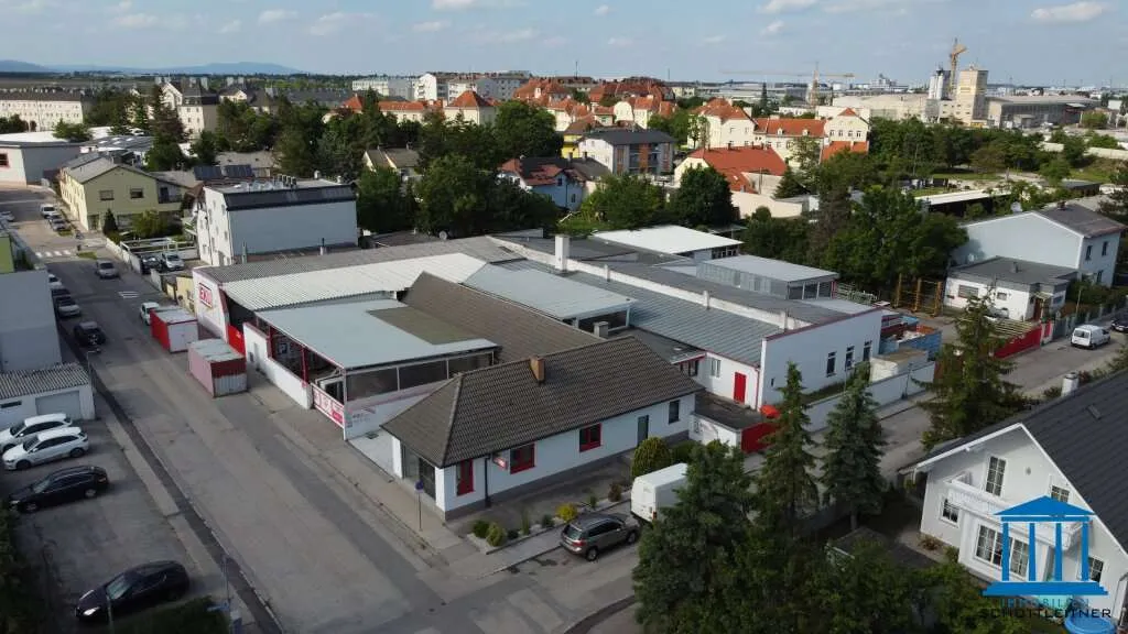 Betriebsobjekt / "Bauhof" mit Büro - Ansicht 2