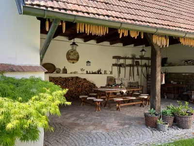 5-Zimmer-Haus kaufen in Sankt Pölten Land – 877 m², € 890.000 – Bild 5 von 12