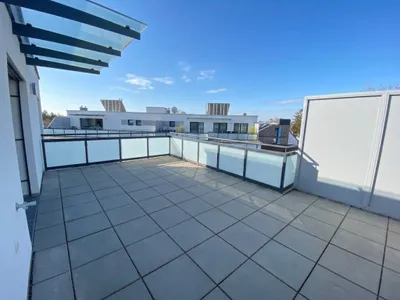Großzügige Familienwohnung mit Dachterrasse im Herzen von Stammersdorf – Bild 3
