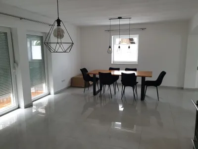 4-Zimmer-Wohnung mieten in Vöcklabruck – 180 m², € 1.500 – Bild 16 von 31