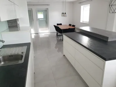 4-Zimmer-Wohnung mieten in Vöcklabruck – 180 m², € 1.500 – Bild 22 von 31