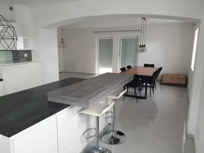 4-Zimmer-Wohnung mieten in Vöcklabruck – 180 m², € 1.500 – Bild 23 von 31
