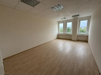 3-Zimmer-Gewerbeimmobilie mieten in Baden – 106 m², € 1.252 – Bild 6 von 7
