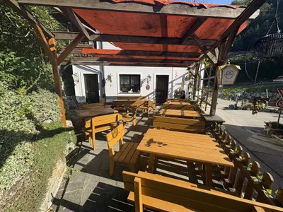 Gewerbeimmobilie mieten in Urfahr-Umgebung – 220 m², € 1.230 – Bild 12 von 15