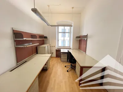 8-Zimmer-Gewerbeimmobilie mieten in Linz – 153 m², € 1.750 – Bild 8 von 10