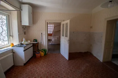 6-Zimmer-Haus kaufen in Mistelbach – 220 m², € 219.000 – Bild 7 von 26