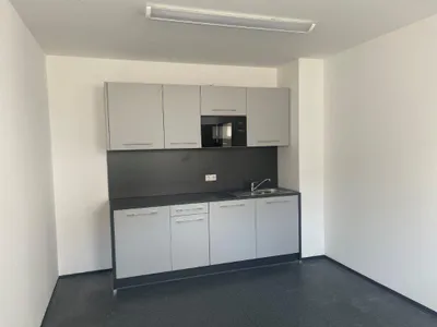 Gewerbeimmobilie mieten in Wien – 128 m², € 2.482 – Bild 10 von 11