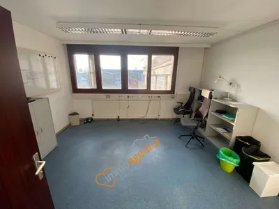 8-Zimmer-Gewerbeimmobilie mieten in Wels-Land – 300 m², € 4.127 – Bild 15 von 21