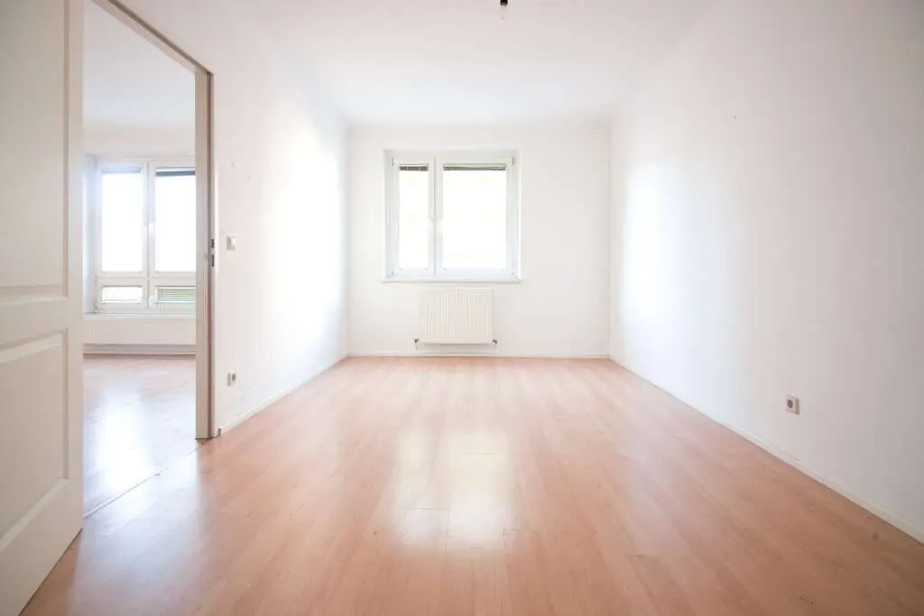 4-Zimmer-Wohnung mit separater Küche | TOP Anbindung | guter WG-Grundriss | zentral begehbar - Ansicht 3