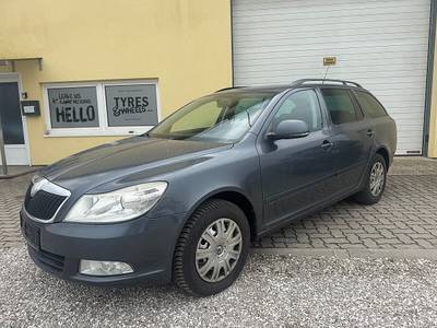 Skoda Octavia Combi 1,6 Ambition TDI DSG ***