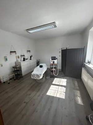 4-Zimmer-Gewerbeimmobilie mieten in Wels-Land – 85 m², € 670 – Bild 2 von 9