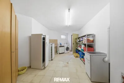 6-Zimmer-Haus kaufen in Hollabrunn – 198 m², € 559.000 – Bild 42 von 46