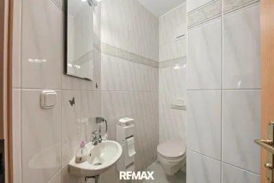 6-Zimmer-Haus kaufen in Hollabrunn – 198 m², € 559.000 – Bild 39 von 46