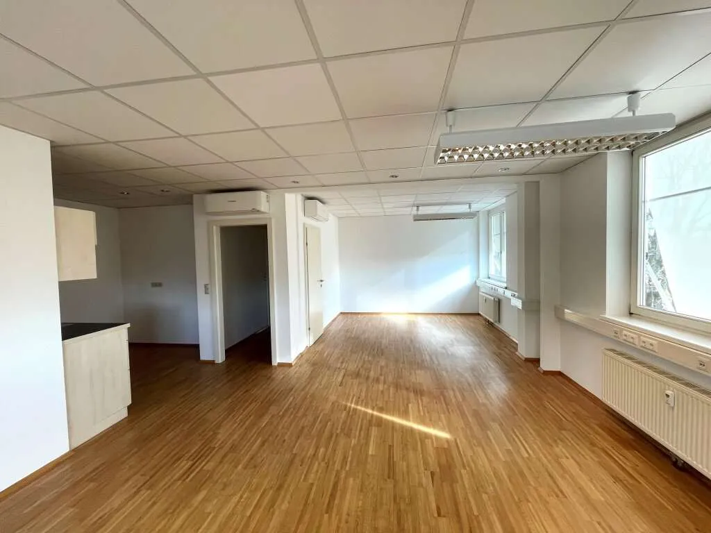 Moderne Bürofläche in begehrter Lage: Kalvarinbergstraße als Ihr neuer Geschäftsstandort - Ansicht 2