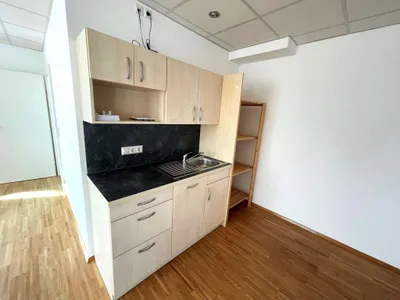 Gewerbeimmobilie mieten in Graz – 71 m², € 838 – Bild 4 von 12