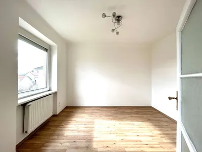 3-Zimmer-Wohnung kaufen in Wiener Neustadt – 94,28 m², € 179.000 – Bild 6 von 10