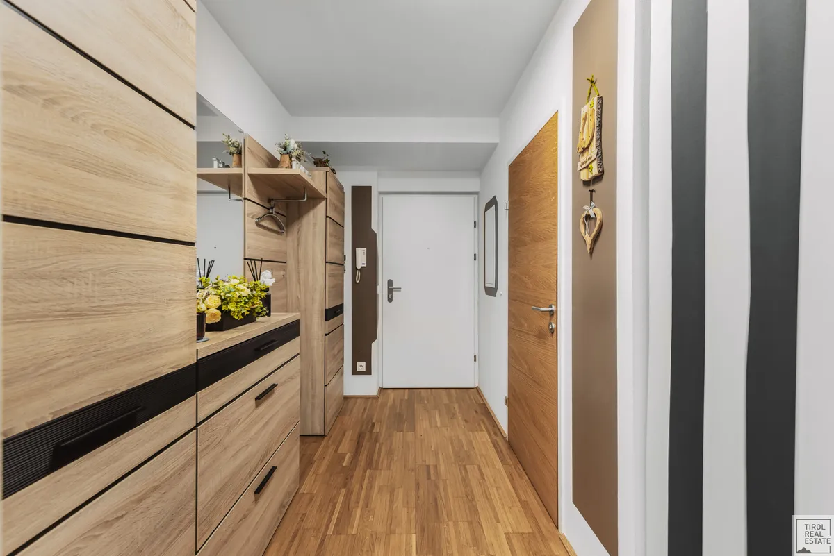 Luxuriöse 4-Zimmer-Traumwohnung mit sonniger Terrasse und Gartenidylle - Ansicht 2