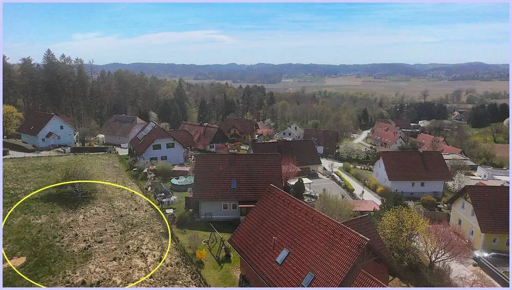 Wunderschöner sonniger Baugrund zw. Gleisdorf u. Feldbach. 920m², WR 0,2-0,4, Zufahrt, Anschlüsse.