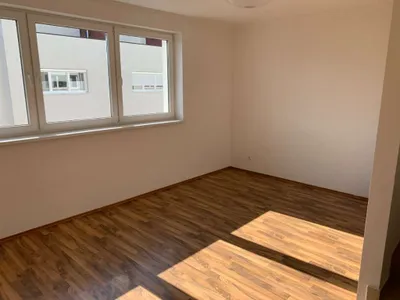 4-Zimmer-Wohnung mieten in Baden – 86 m², € 1.450 – Bild 10 von 11